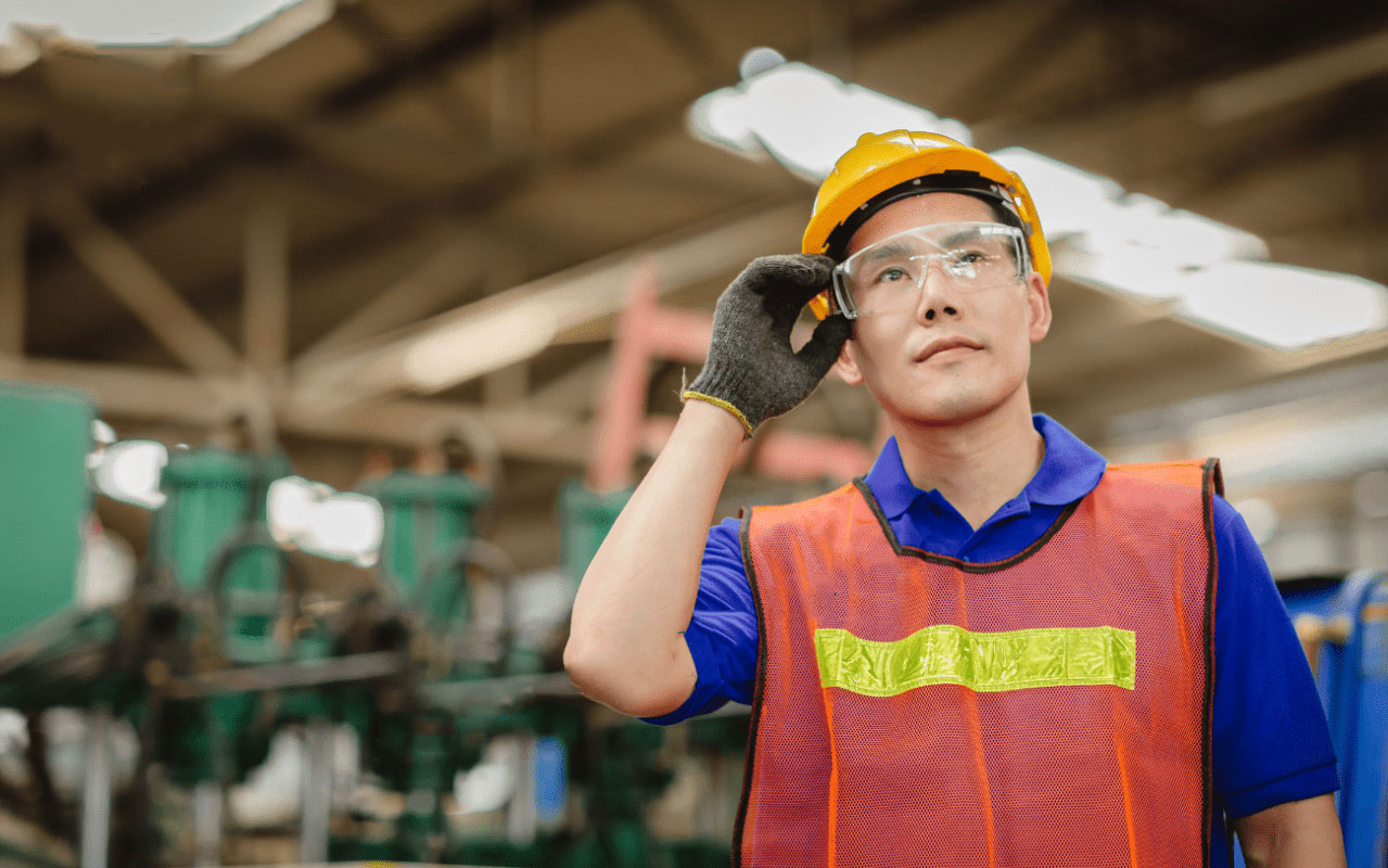 Chi phí  kính bảo hộ và lợi ích lâu dài cho doanh nghiệp